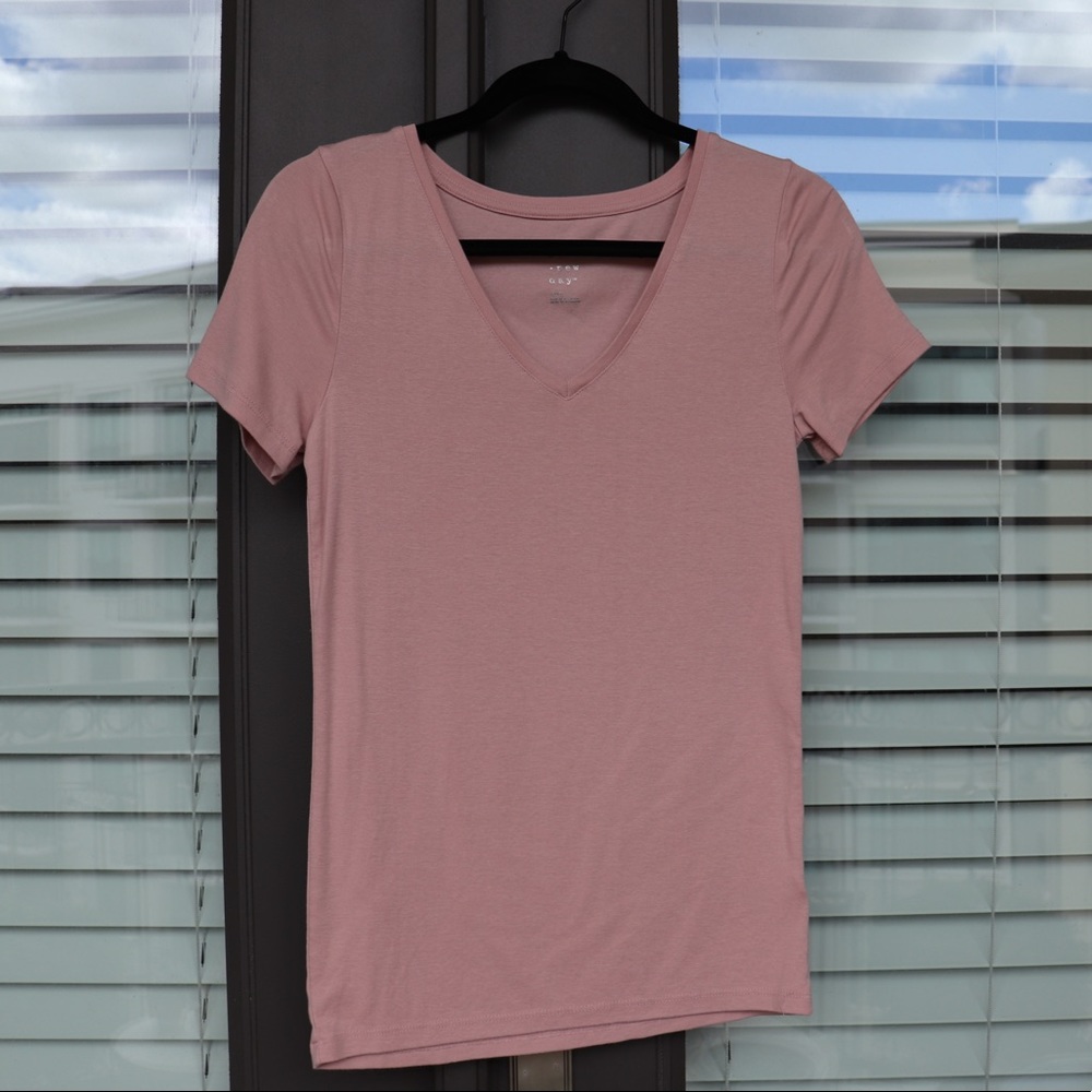 NWOT Blush V Neck A New Day Short Sleeve Shirt